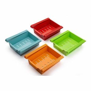 Juego de 4 Estantes Organizadores Universales para Refrigerador, Cajones Colgantes de Plástico Ajustables, Bandejas Ahorradoras de Espacio para el Hogar y la Cocina - Product Image 1