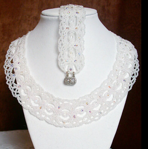 Celestial Echoes, conjunto de encaje con cuentas, collar de bufanda con cuentas occidentales únicas de calidad, bandana con cuentas y flecos - Product Image 1