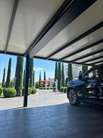 Pergola à arche rétractable moderne en alliage d'aluminium, finition thermolaquée, écologique, imperméable, résistante à la putrescence et aux rongeurs