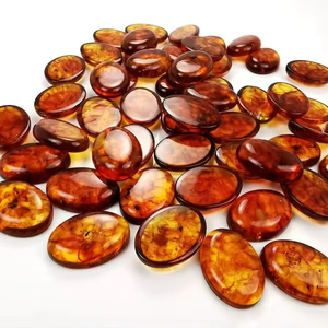 Pierre d'ambre polie en gros, cabochon plat, pierres précieuses en vrac avec traitements minéraux appliqués - Product Image 1