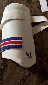 Comfortable Blue Polyester & PU <b>Cricket</b> <b>Thigh</b> <b>Pad</b> with Strap Closure 100 GM for Optimal Performance - Product Image 5