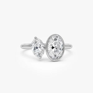 Bague de fiançailles sophistiquée Toi et Moi en diamant ovale cultivé en laboratoire 1,50 ct E-F VS en or 14 carats pour cadeau de mariage ou d'anniversaire - Product Image 2