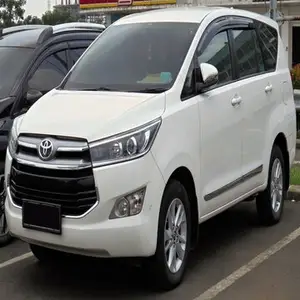 인도의 중고 Toyota Innova 자동차, 판매용 중고 Toyota Innova 자동차