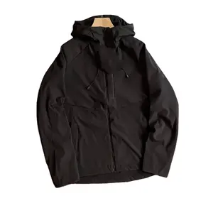 OEM कस्टम लोगो डिज़ाइन शुद्ध सूती ठोस रंग 2024 पुरुषों के लिए शहरी शैली में मध्य-स्तरीय हुड वाली जैकेट कोट 70577 पुरुषों की जैकेट के लिए