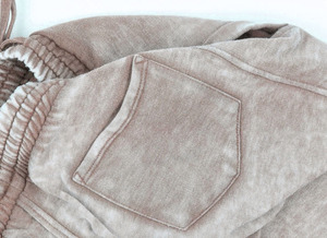 Pantalones cortos vintage de algodón lavado con ácido para hombre al por mayor, pantalones cortos desgastados personalizados con borde crudo y cierre de cordón, estilo informal transpirable - Product Image 3