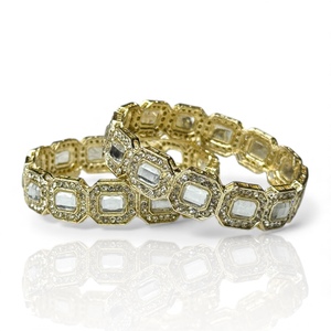 Ensemble de bracelets dorés faits à la main de luxe, design géométrique, imitation perle tendance, mariage, fête, qualité supérieure, prix de gros - Product Image 1