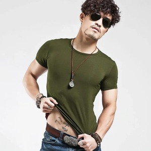 Venta al por mayor personalizado 100% Premium puro algodón Ringer camiseta para hombres de talla grande casual con diseño en blanco para el verano - Product Image 2