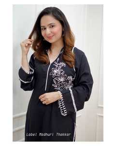 Venta al por mayor de diseñador Trending Black Pakistani Kurta set Último diseñador de ropa de fiesta Colección de moda 2024 para mujeres y niñas - Product Image 1