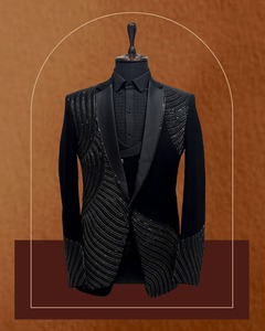 Abrigo de Novia Elegante Negro Entallado con Cuello en V, Bordado a Mano, con Cuentas de Diamantes, Nuevo para Otoño - Product Image 6