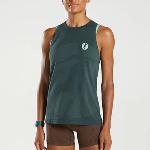 Camiseta sin mangas de gimnasio para mujer personalizada con MOQ bajo - Product Image 1