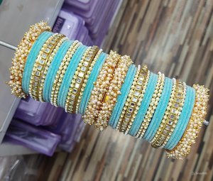 Brazaletes de latón tradicionales y de moda india, brazaletes de boda para mujeres y niñas - Product Image 1