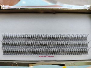 Extensions de cils en queue de poisson personnalisées professionnelles en maquillage de beauté doux préfabriqué noir du Viet Nam avec marque privée - Product Image 3