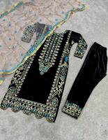 Robe ethnique indienne pakistanaise en tissu velours de haute qualité, richement brodée, entièrement cousue, motifs élégants, tenue de soirée