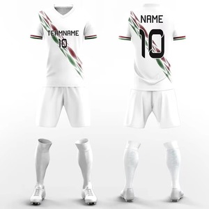 Vêtements de football pour hommes en gros, uniforme sportif pour uniforme de football personnalisé de haute qualité, uniforme de football respirant et confortable, OEM - Product Image 1