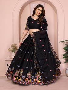 LEHENGA brodé NOIR BLANC foncé pour femme avec DUPATTA Set Stylish Festive & Party Wear - Product Image 4