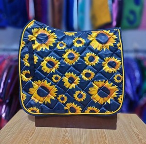 BRAND ZONE Tapis de selle de dressage personnalisé Top Trending Horse Tack Fournisseur en gros équestre avec technologie de sublimation - Product Image 3