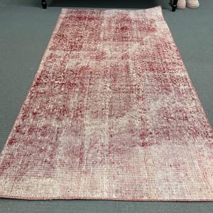 Alfombra Turca de 2.8x5.2 pies, Alfombra Pequeña Vintage, Alfombra Sólida Roja y Blanca - Product Image 2