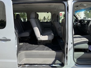 MÁS VENDIDO EN 2019: NI-SS-AN N-V 35-00 CON TRANSMISIÓN AUTOMÁTICA, MOTOR V6, 13 PLAZAS - Product Image 5