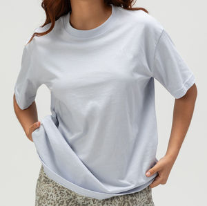 Nueva llegada Heavyweight 300 Gsm 100% algodón Streetwear camiseta de mujer suave transpirable ecológico Color sólido tejido en blanco - Product Image 4