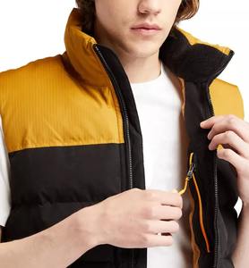 Venta al por mayor de nylon hecho de las mujeres con capucha chaleco acolchado diseño transpirable ropa de moda con cómodo ajuste hinchado directo Pakistán - Product Image 6