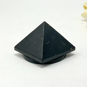 Pirámide de <span class=keywords><strong>Orgonita</strong></span>, Piedra Preciosa de Shungita, Pirámide de Shungita, Piedras Curativas de Cristal, Figura de Gran Pirámide, Piedra Natural - Product Image 2