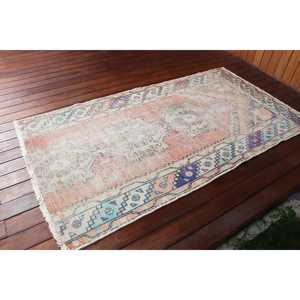 Tapis turc vintage 3,3x6,1 pi (101x186 cm), tapis à carreaux rouges - Product Image 2