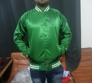 Veste de baseball en satin pour homme et femme, style bomber, avec broderie personnalisée, tissu brillant, veste d'hiver - Product Image 2