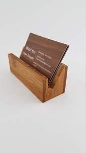 Présentoir à cartes de visite en bois de qualité supérieure |   Support artisanal durable |   Vente en gros - Product Image 2