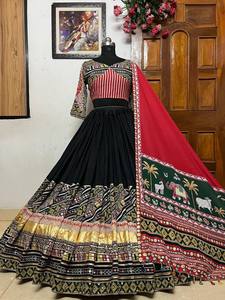 Colección especial Navratri, muselina pesada, algodón, estampado Digital y trabajo de espejo Real, Lehenga Choli, trabajo manual, borde de encaje, Dupatta - Product Image 4