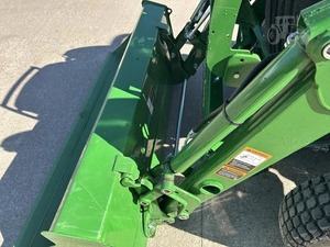 Tracteur à chenilles JOHHN DEERE 3039R 21HP 2024 avec moteur et boîte de vitesses - Product Image 6