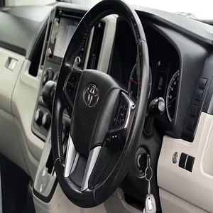 HIACE 2019, Superventas, Diésel, Automática, 5 Plazas, Turbo, Tracción en las Cuatro Ruedas, Cuero, R16, Color Oscuro, Motor 6.1-8L, Techo Solar - Product Image 3