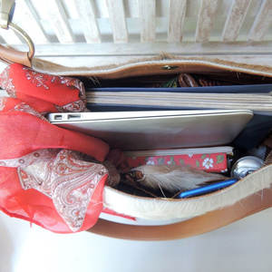 กระเป๋าถือหนังวัวแบบซิปขายดี มีจำหน่ายในราคาถูก ผลิตกระเป๋าถือหนังวัวสำหรับผู้หญิงตามสั่ง - Product Image 5