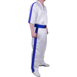 Tenue classique d'arts martiaux, uniforme de kick-boxing adapté aux débutants et aux professionnels, séances d'entraînement - Product Image 4