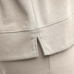 Sweats à capuche en coton grande taille pour femmes, matériel personnalisé de haute qualité, conception de services OEM, sweats d'hiver à col en V imprimés sur le devant - Product Image 5