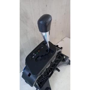 LEVIÈRE DE VITESSES 1KR-FE AVEC BOUTON ET ÉCRAN AUDIO TOYOTA IQ 1ère Série (09>) C0329106 Essence 1.0 - Product Image 4