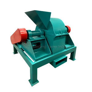 Équipement de concassage de broyeur à cage compacte adapté au <span class=keywords><strong>compost</strong></span> de fermentation du fumier de bétail et au broyage des déchets organiques - Product Image 2