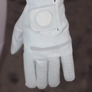 Guante de golf de cuero genuino de calidad superior Mejor precio Venta caliente Todos los tamaños disponibles por piel de oveja duradera internacional estándar - Product Image 2