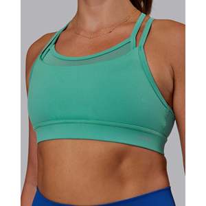 Soutien-gorge de sport Genesis à superposition - Vert Agate Grande Taille Rembourré Vêtement de Sport Extensible dans les quatre sens en Coton - Product Image 4
