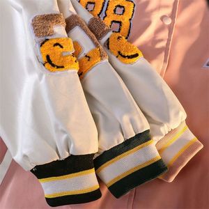 แจ็กเก็ตเลตเตอร์แมนสำหรับผู้ชายแขนเสื้อหนังขนแกะปักโลโก้ผ้ากำมะหยี่มีฮู้ดเสื้อแขนยาวสตรีททอสำหรับผู้หญิง - Product Image 6