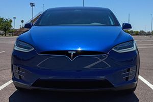 Excelente estado, Tesla Model X Performance Dual-Motor AWD usado del 2019 - Product Image 1