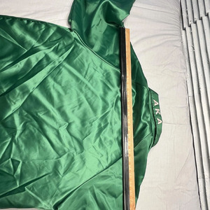 Chaqueta Universitaria Bordada de la Hermandad Iota Phi Lambda para Hombre |   Abrigo de Invierno Transpirable con Forro de Poliéster y Seda Bordada en la Parte Delantera - Product Image 3