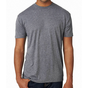 T-shirt à manches courtes coupe ample 180 grammes col rond couleur unie polyester/coton vierge - Product Image 1