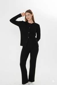 ชุดเซ็ตไหมพรม 2 ชิ้นสำหรับผู้หญิง เสื้อคลุมเนื้อนุ่มหรูหราและกางเกงขายาวทรงกว้าง ชุดลำลองสำหรับพักผ่อน ชุดวอร์มสำหรับผู้หญิง - Product Image 3