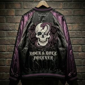 Chaqueta Sukajan Estilo Japonés, Chaqueta Bomber de Satén Bicolor para Hombre, Bordado con Diseño de Calavera, Serpiente y Rosa, Chaqueta Vintage de Recuerdo - Product Image 4