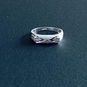 Anillo de Plata de Ley 925 hecho a mano, joyería sólida, anillo de plata atemporal para tiendas minoristas y exportación al por mayor a granel - Product Image 6