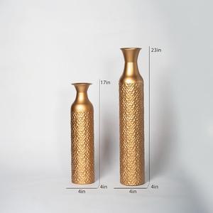 Florero de oro moderno en metal con diseño hecho a mano, perfecto para una elegante maceta de decoración de hotel para el hogar - Product Image 3