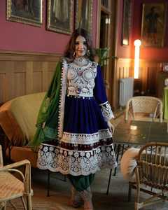 VENTE CHAUDE VÊTEMENTS POUR MARIAGE ET FÊTE ROBES AFGHANES pour FEMMES ROBE KUCHI AFGHAN DE QUALITÉ SUPÉRIEURE - Product Image 4