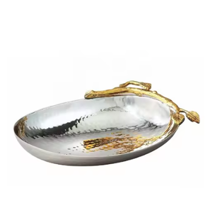 Cuenco de metal y acero de alta calidad, cuencos de servicio de forma redonda de trabajo elegante con soporte de metal dorado para decoración de eventos de boda - Product Image 5