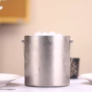 Seau à glace isotherme en acier inoxydable avec une capacité de 2 à 12,5 L, design moderne pour les dîners de luxe et les mariages, durable et portable - Product Image 2