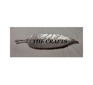 Plateau de courtoisie en aluminium couleur argent Taille et forme personnalisées Plateau de service à dessert Plat à feuilles pour décoration de table - Product Image 4